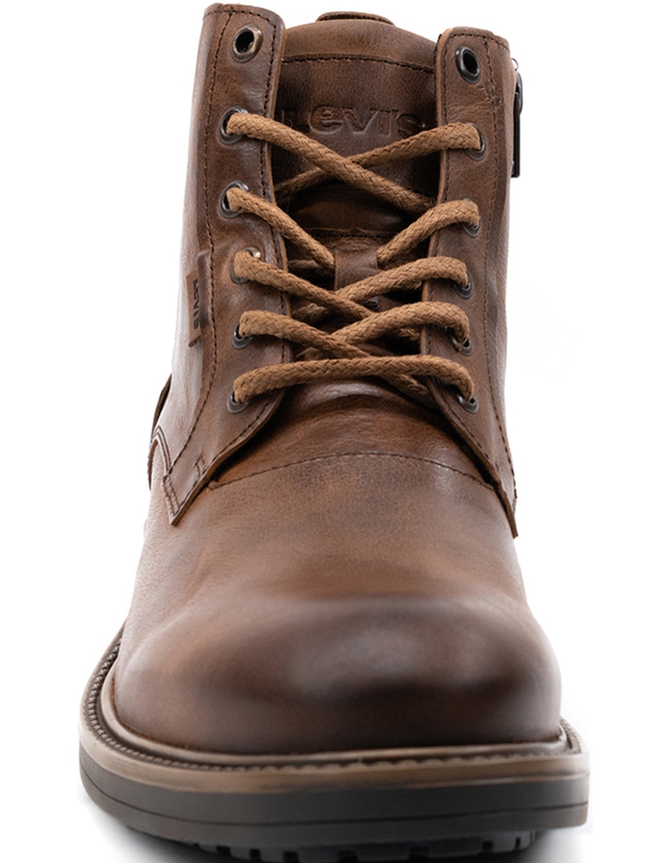 Bota de piel para hombre