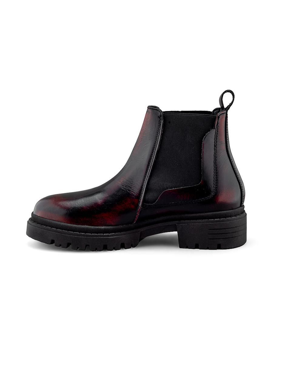 Bota de piel para hombre
