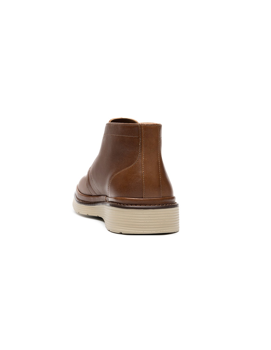 Bota de piel para hombre