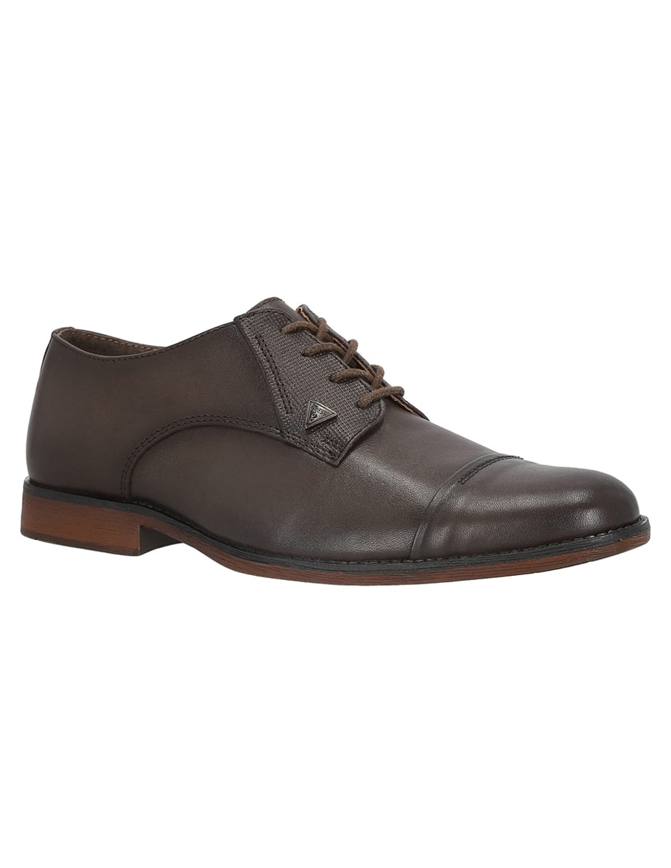 Zapato cerrado Guess para hombre