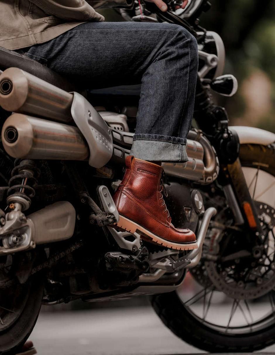 Bota Wagon de piel para hombre