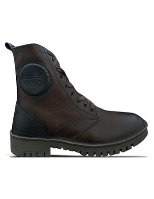 Bota 9581 de piel para hombre