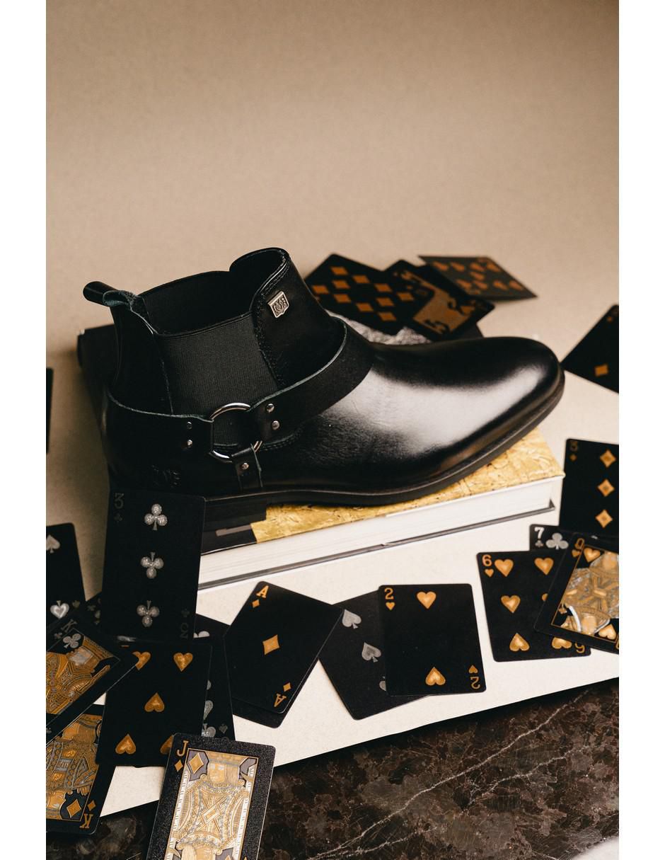 Bota de piel para hombre 9
