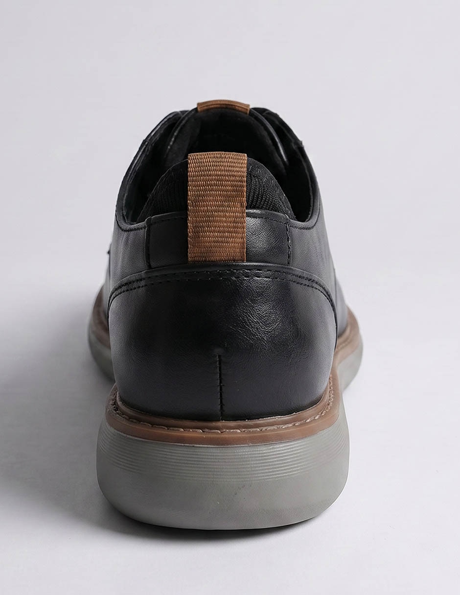 Zapato cerrado Clarks para hombre