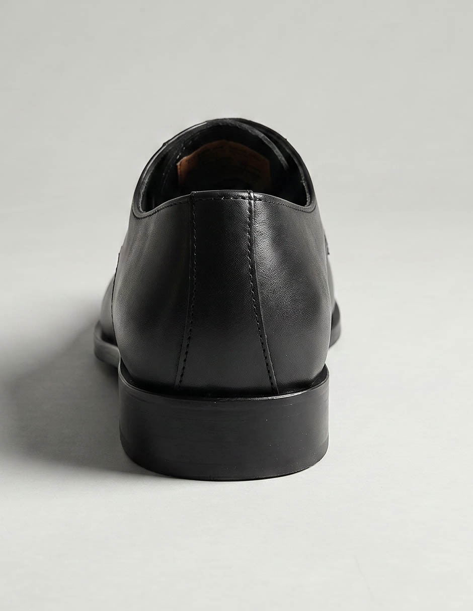 Zapato cerrado para hombre 3