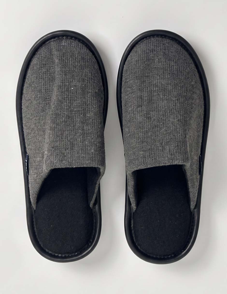 Pantufla para hombre 4