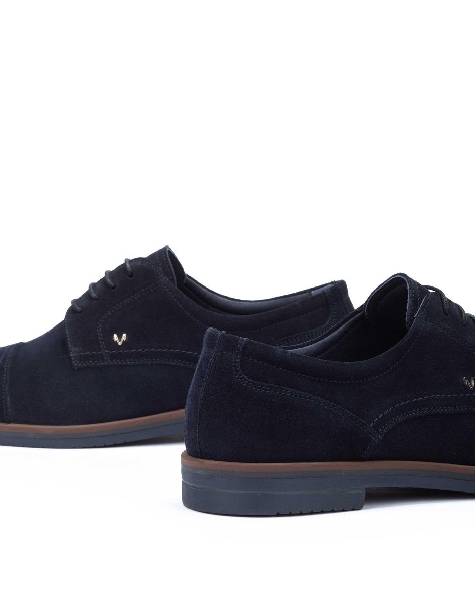 Zapato cerrado para hombre