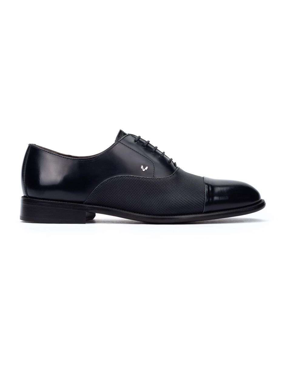 Zapato cerrado para hombre