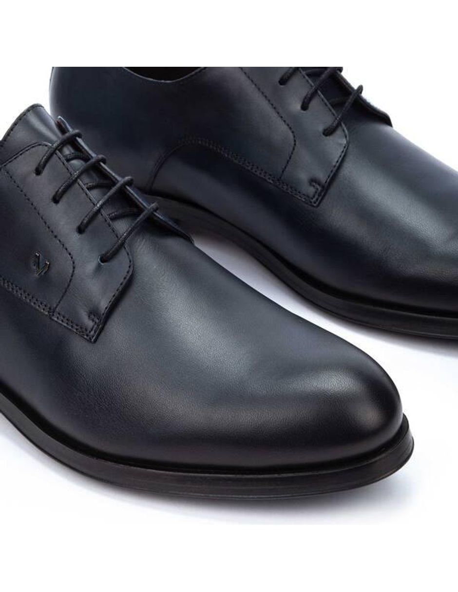Zapato cerrado para hombre
