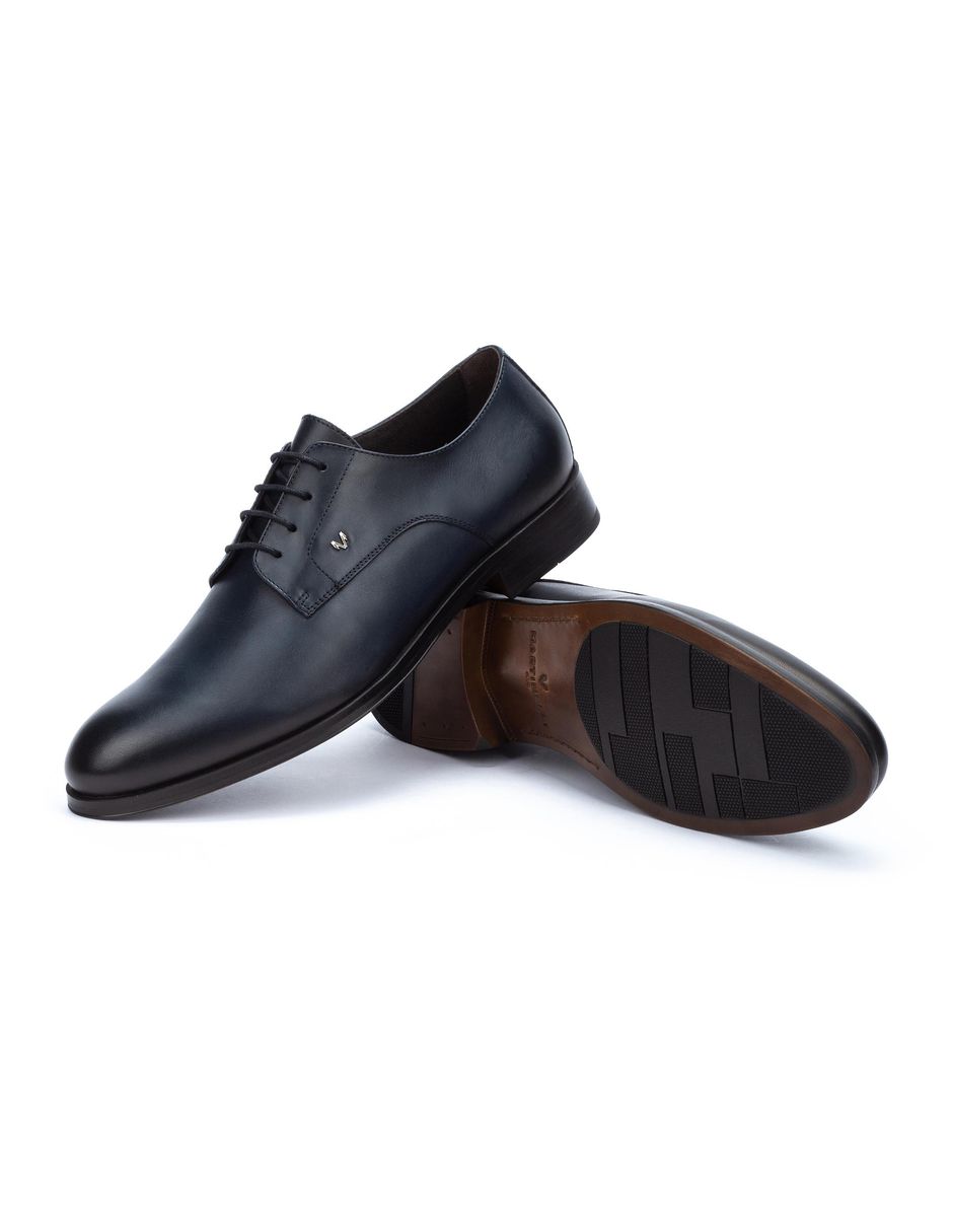 Zapato cerrado para hombre