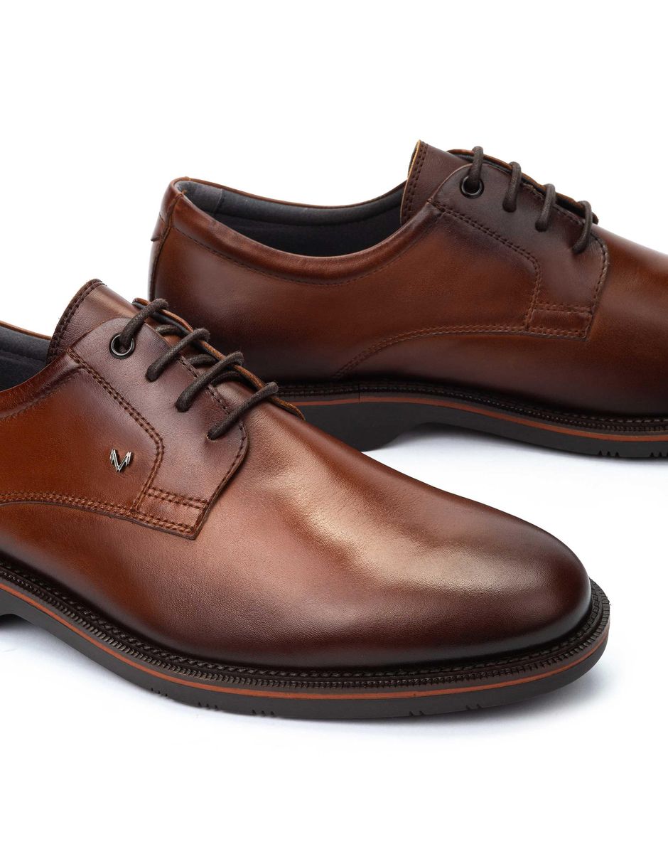 Zapato cerrado para hombre