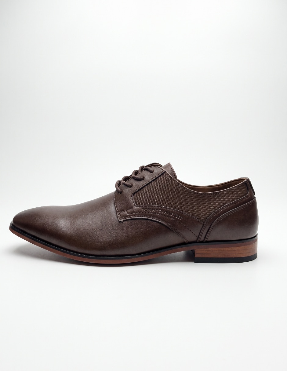 Zapato cerrado para hombre