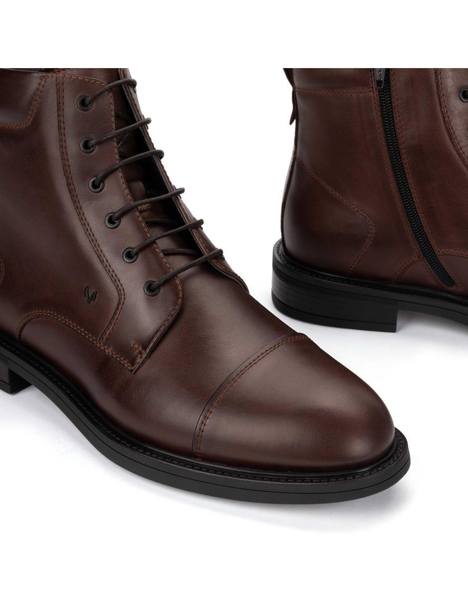 Bota para hombre 4