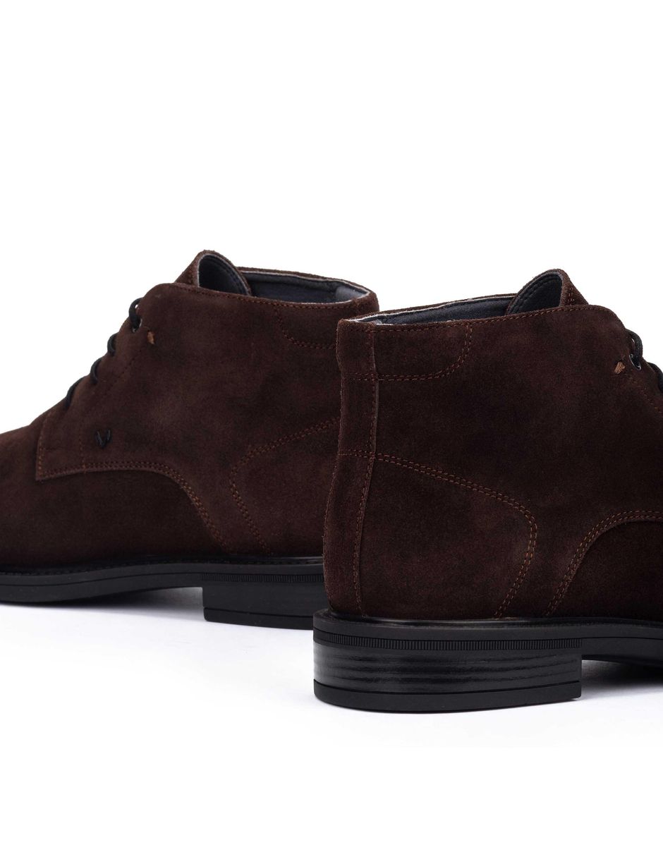 Bota para hombre 4