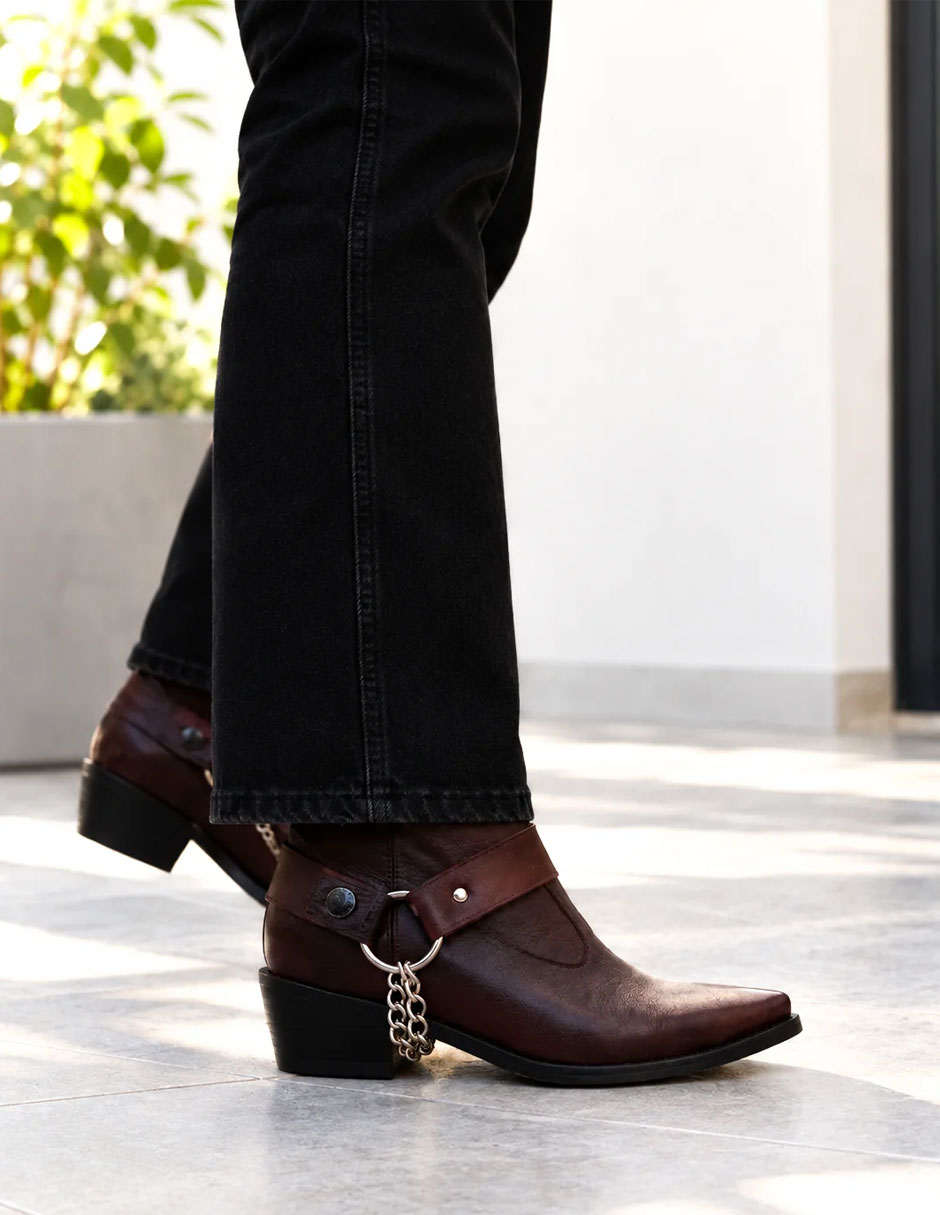 Bota de piel para hombre 6