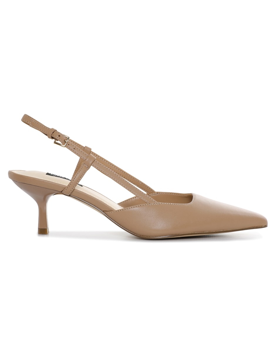 Zapatilla piel nine west